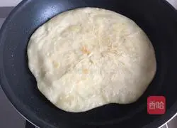 Illustration of the simple version of sauce-flavored pancake 16