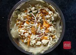 Illustration of how to make five-flavor chive pancake 5