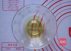 Illustration of how to make butter and scallion pancakes 5