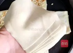 Illustration of how to make chive pancake 2