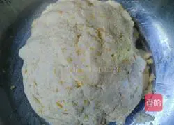 Illustration of how to make pan-fried salted pumpkin cake 4