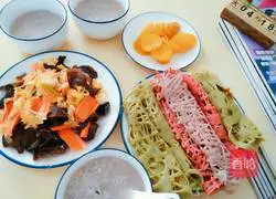 Illustration of how to make a girly lace cake 5