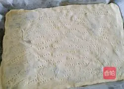 Thin-bottom ham pizza recipe 10