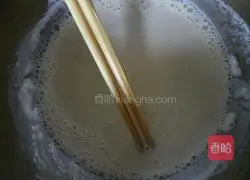 Illustration of how to make pretzel potato pancakes 3