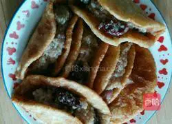 Illustration of how to make fried cake rolls 9