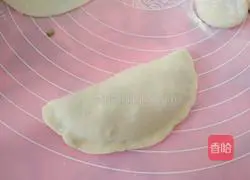 Illustration of how to make chive pancake 7