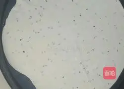 Illustration of how to make sesame burnt crispy chicken cake and golden cake 4