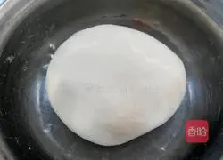 Illustration of how to make scallion pancakes 3