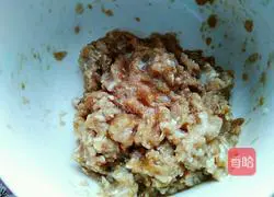 Illustration of how to make crispy corn pancakes 4