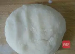 Illustration of how to make fried egg and scallion pancakes 3