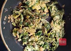 Illustration of how to make early summer soul vegetable fresh huoxiang omelette 9