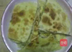 Illustration of how to make chive egg pancake 10