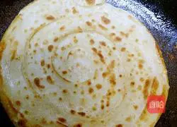 Illustration of how to make crispy home-style pancakes 11