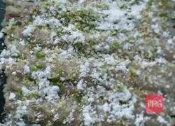 Illustration of how to make fish cakes 5