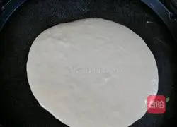 Illustration of how to make batter cake 4