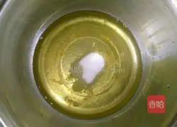 Illustration of how to make matcha cake roll 7