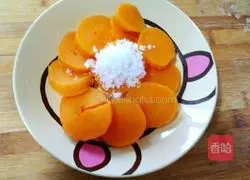 Illustration of how to make black sesame and sweet potato dough cakes 6