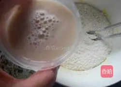 Chinese waffles---Illustration of how to make corn soft pancakes 5