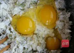 Sophora egg pancake recipe 3