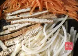 Illustration of how to make pancakes and rolls 6