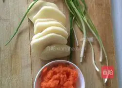 Illustration of how to make potato carotene cake 1