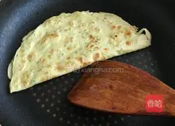 Illustration of how to make egg and green onion cake 10