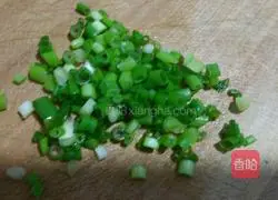 Illustration of how to make pan-fried watermelon and potato cakes 2