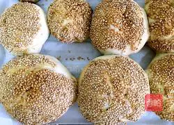 Illustration of how to make salt and pepper sesame pancakes 13