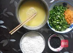 Illustration of how to make leek and egg pancakes 2