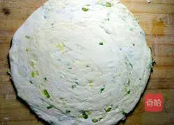 Illustration of how to make hand-shredded biscuits 7