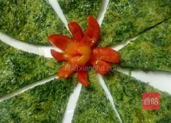 Illustration of how to make mugwort and egg pancakes 4