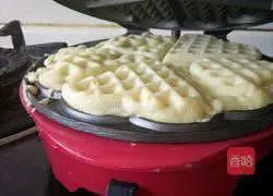 Waffle Recipe Illustration 4