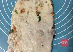 Illustration of how to make hot noodles with scallions and thousand-layer meatloaf 10