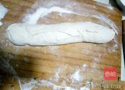 Illustration of how to make scallion pancakes 3