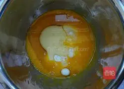 Cow Flower Cake Roll Recipe Illustration 3