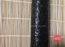 Illustration of how to make tuna sauce sushi 6