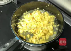 Apple egg pancake, nutritious and healthy recipe 2
