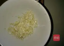 Illustration of how to make scallion pancake 4