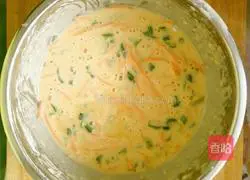 Illustration of how to make carrot and egg pancakes 6