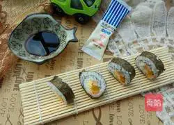 Illustration of how to make sushi seaweed rice 8