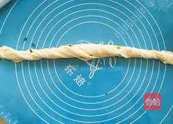 Illustration of how to make hand cakes 8