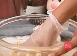 A successful and authentic Hong Kong-style pineapple bun tutorial, crispy on the outside and soft on the inside, super delicious recipe 5