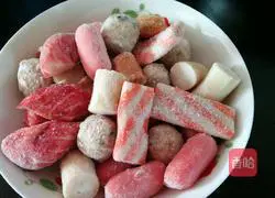 Illustration of how to make fried fish balls with pancakes 1