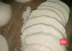 Illustration of how to make egg pancakes 2