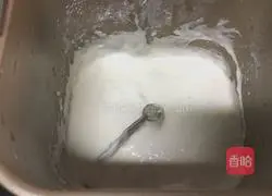 Beijing sauce shredded pork burrito Practice illustration 2