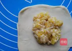 Illustration of how to make pineapple butter cake 20