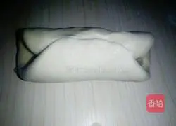 Illustration of how to bake with electric pan 6