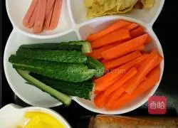 Sushi Illustration of how to make a roll 1