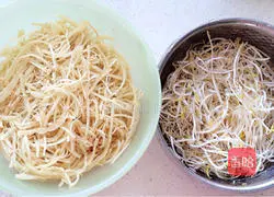 Illustration of how to make fried bean sprouts and stuffed cakes 1
