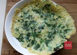 Illustration of how to make celery leaf egg pancake 9